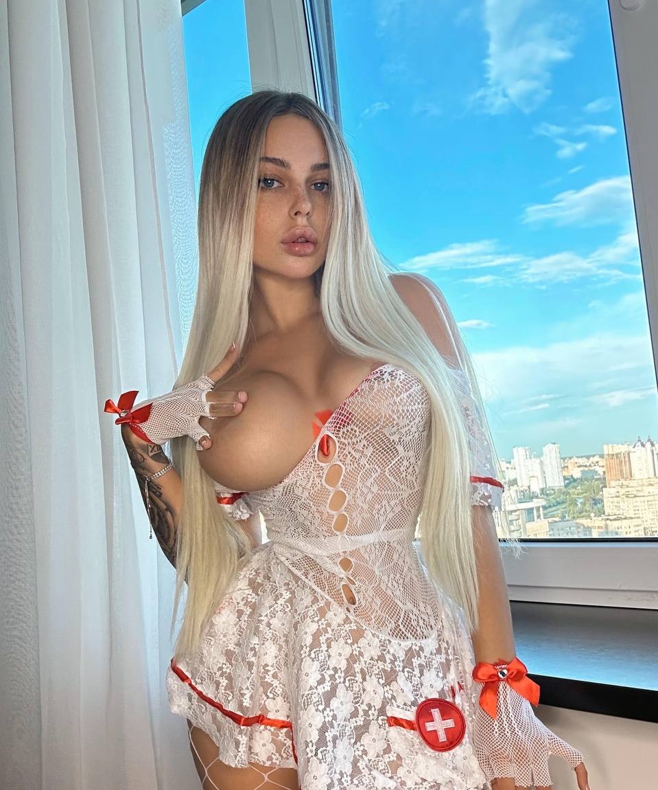 Мария привлекальеная девушка из Суходольска цена от 8000 руб