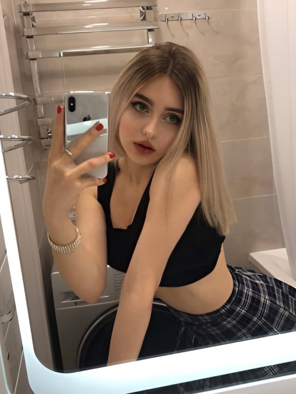 Ксюша привлекательная девушка из Суходольска цена от 4000 руб