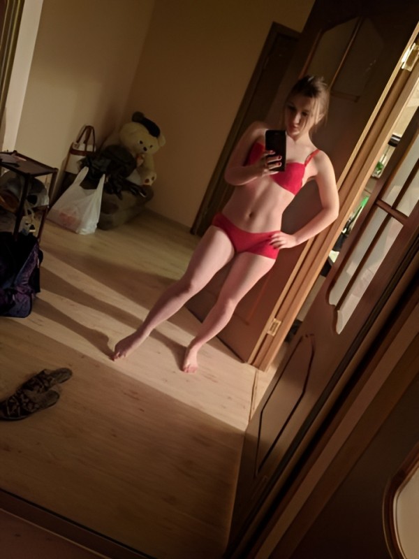 Медея привлекательная девушка из Суходольска цена от 1500 руб