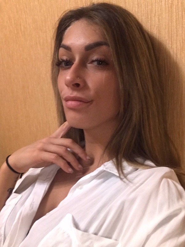 Люба привлекательная девушка из Суходольска цена от 3500 руб