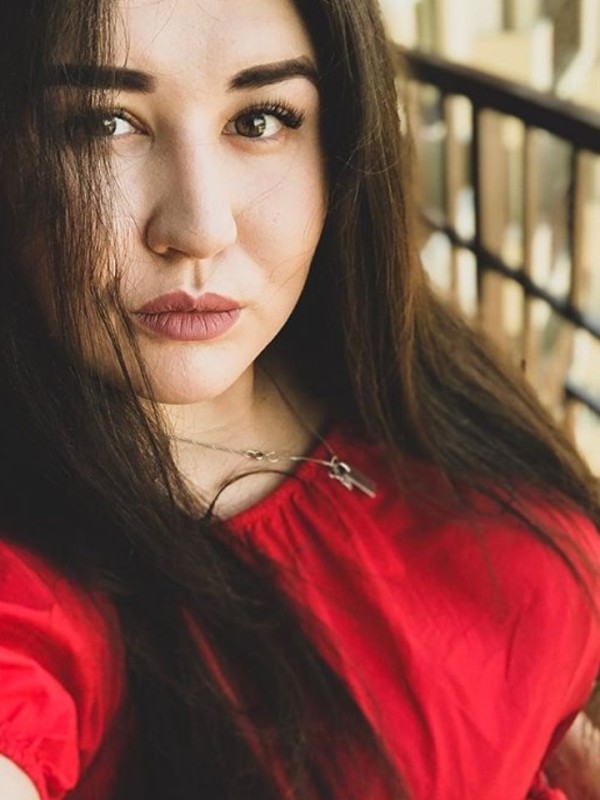 Надежда привлекательная девушка из Суходольска цена от 3500 руб