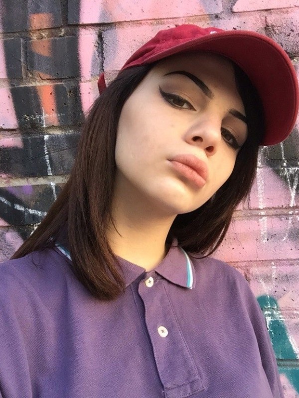 Флора привлекательная девушка из Суходольска цена от 3500 руб