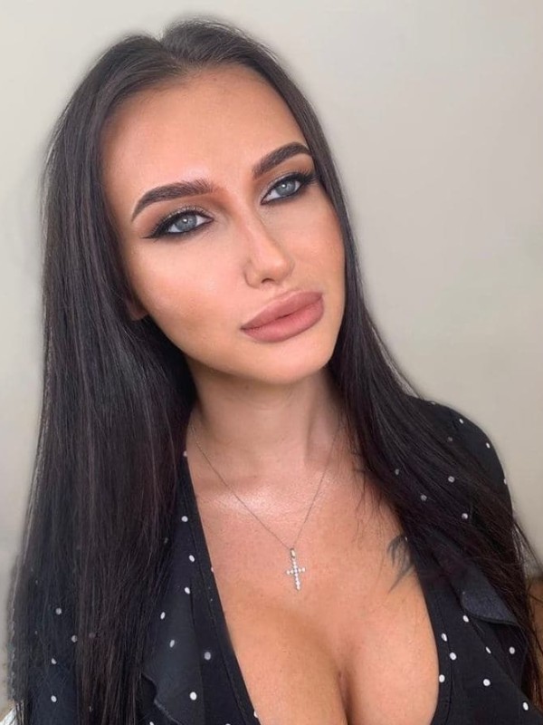 🎥 Виолетта привлекательная девушка из Суходольска цена от 4000 руб