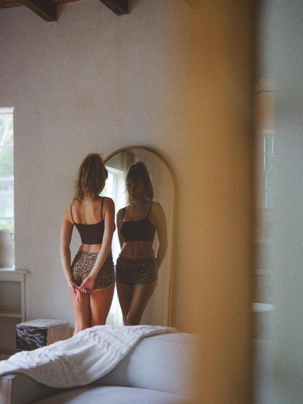 Анна привлекательная девушка из Суходольска цена от 4000 руб