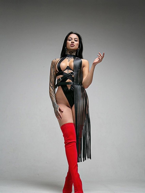 Таня привлекательная девушка из Суходольска цена от 7000 руб